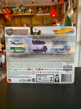 Load image into Gallery viewer, HOT WHEELS Team Transport ‘70 Plymouth Superbird Wide Open #18
