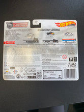 Load image into Gallery viewer, HOT WHEELS Team Transport 1997 Mercedes-Benz CLK-GTR Fleet Street #59
