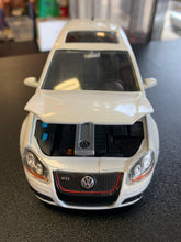 Load image into Gallery viewer, JADA TOYS 2007 Volkswagen Golf MK5 GTI 1:24 Scale
