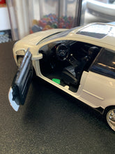 Load image into Gallery viewer, JADA TOYS 2007 Volkswagen Golf MK5 GTI 1:24 Scale
