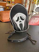 Load image into Gallery viewer, FUN WORLD Scream Ghost Face Shoulder Bag
