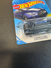 Load image into Gallery viewer, Hot Wheels ‘17 Nissan GT-R(R35) Treasure Hunt READ DETAILS
