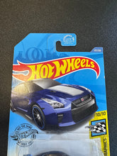 Load image into Gallery viewer, Hot Wheels ‘17 Nissan GT-R(R35) Treasure Hunt READ DETAILS
