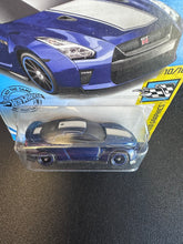 Load image into Gallery viewer, Hot Wheels ‘17 Nissan GT-R(R35) Treasure Hunt READ DETAILS
