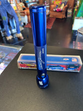 Load image into Gallery viewer, NASCAR 2000 MAG-LITE Signature Series Dale Jarrett #88 Flashlight

