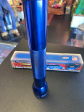 Load image into Gallery viewer, NASCAR 2000 MAG-LITE Signature Series Dale Jarrett #88 Flashlight
