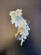 Load image into Gallery viewer, TOY BIZ Marvel Legends Series Iceman Sentinel Hand Base
