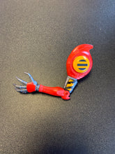 Load image into Gallery viewer, HASBRO Marvel Legends Series Build A Figure SP/DR Right Arm Piece
