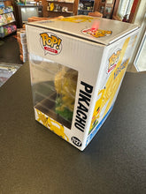 Load image into Gallery viewer, FUNKO POP PREMIUM POKEMON PIKACHU 1127

