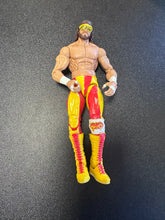 Load image into Gallery viewer, Mattel WWE Elite Series 44 “Macho Man” Randy Savage Incomplete
