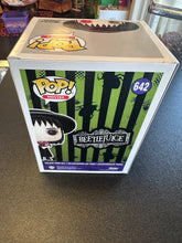 Load image into Gallery viewer, FUNKO POP BEETLEJUICE LYDIA DEETZ BOX LUNCH 642
