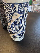 Load image into Gallery viewer, Mondo Teekis Splendor &amp; Riches Mortuus Ceramic Tiki Mug
