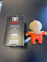 Load image into Gallery viewer, Tiny Nightmares Fright Face Trick r Treat Sam Vinyl Plush
