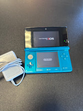 Load image into Gallery viewer, NINTENDO 3DS CTR-001(BRA) TEAL PREOWNED (READ DETAILS)
