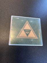 Load image into Gallery viewer, *NO GAME* CLUB NINTENDO 3DS ZELDA CARRY CASE ONLY WITH INSERTS
