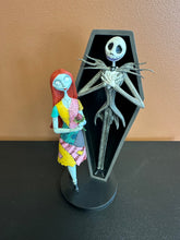Load image into Gallery viewer, Nightmare before Christmas- Jack &amp; Sally - Disney Showcase - 6016742 (Enesco)
