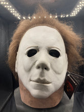 Load image into Gallery viewer, TOTS Halloween 2 Deluxe Myers Mask
