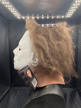 Load image into Gallery viewer, TOTS Halloween 2 Deluxe Myers Mask
