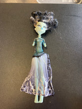 Load image into Gallery viewer, Mattel Monster High Ghouls Rule Frankie Stein Missing Arms
