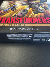 Load image into Gallery viewer, Transformers Generations Age of the Primes Commander Armada Jetfire with Requiem Blaster
