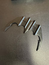 Load image into Gallery viewer, BATMAN(1989) BATARANG METAL BOTTLE OPENER

