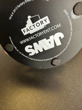 Load image into Gallery viewer, Factory Entertainment Shakems Jaws Premium Motion Statue Bruce the Shark

