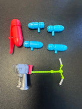 Load image into Gallery viewer, Playmates TMNT Mutations Muta-Ski Parts &amp; Pieces
