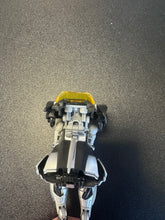 Load image into Gallery viewer, Takara Tomy Transformers Legends LG-15 Nightbird Shadow Preowned Figure (Incomplete)

