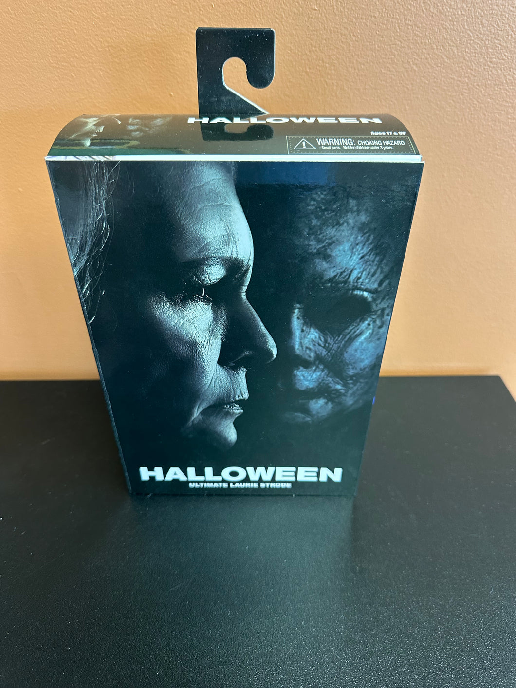NECA HALLOWEEN ULTIMATE LAURIE STRODE 7” BOXED ACTION FIGURE