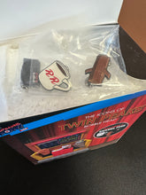 Load image into Gallery viewer, BifBangPow! The Icons of Twin Peaks Bobble Head with Pins EE LE 430/504

