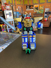 Load image into Gallery viewer, Bandai Power Rangers Deluxe Zeo Megazord incomplete pieces (different helmet)
