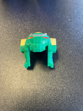 Load image into Gallery viewer, Bandai Power Rangers Deluxe Zeo Megazord incomplete pieces (different helmet)
