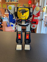 Load image into Gallery viewer, Deluxe Ninjazord Mega Falconzord Power Ranger/Frogzord (Broken leg)
