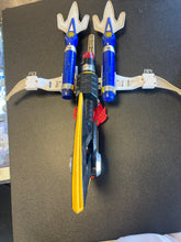 Load image into Gallery viewer, Bandai MMPR Power Blaster 5 Weapons in 1 (missing yellow daggers)-(broken trigger)
