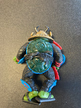 Load image into Gallery viewer, Playmates 1990 TMNT Leonardo Sewer Samurai
