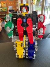 Load image into Gallery viewer, Bandai 1998 MMPR Voltron Lionforce (broken red lion hand)

