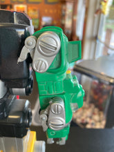 Load image into Gallery viewer, Bandai 1998 MMPR Voltron Lionforce (broken red lion hand)
