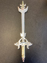 Load image into Gallery viewer, Bandai 1998 MMPR Voltron Lionforce (broken red lion hand)
