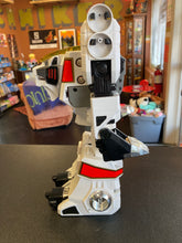 Load image into Gallery viewer, Bandai 1998 MMPR White Tigerzord (no sword) - non working
