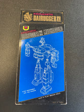 Load image into Gallery viewer, Kikoukantai Dairugger: XV Mecha Gold Figure
