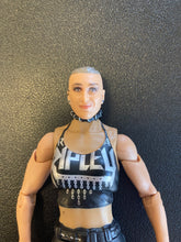Load image into Gallery viewer, WWE Elite Senes 84 Rhea Ripley (No vest or extra hands)
