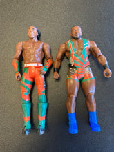 Load image into Gallery viewer, WWE Battle Pack The New Day Big E + Xavier Woods Series 63 (no pancakes)
