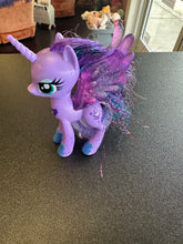 Load image into Gallery viewer, HASBRO My Little Pony Princess Luna
