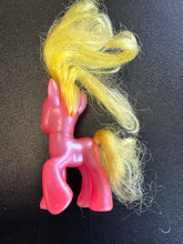 Load image into Gallery viewer, HASBRO 2010 My Little Pony Pearlescent Cherry Berry
