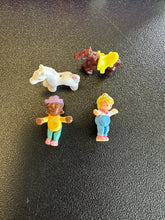 Load image into Gallery viewer, Bluebird Toys Polly Pocket 1994 Stable on the Go Horse Trailer
