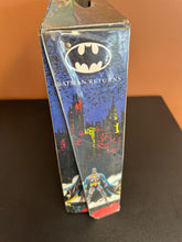 Load image into Gallery viewer, Tara Toy Batman Returns Collector Case Preowned No Tray
