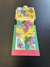 Load image into Gallery viewer, Bluebird Toys Polly Pocket 1993 Summer Pool House
