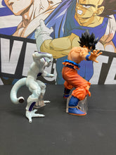 Load image into Gallery viewer, BANDAI MasterLise DragonBall VS Omnibus Z A Prize Son Goku &amp; Frieza
