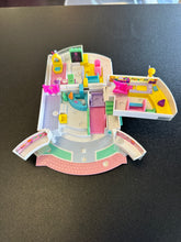 Load image into Gallery viewer, Bluebird Toys Polly Pocket 1995 Hospital Works Incomplete
