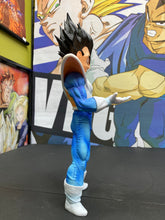 Load image into Gallery viewer, DragonBall Vegeta (Missing DragonBall)
